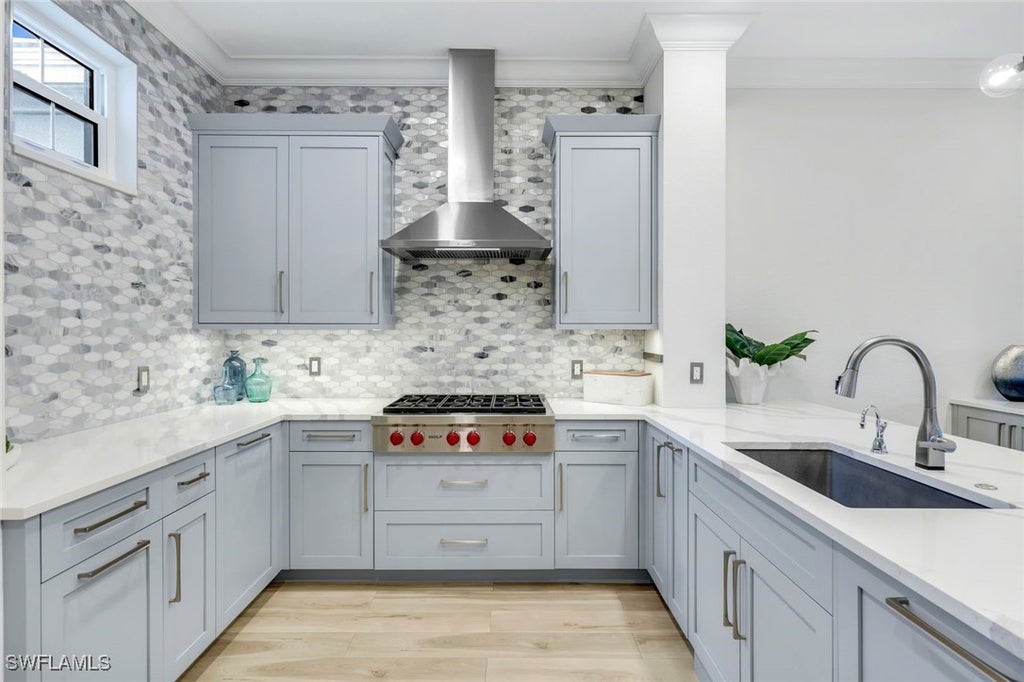 9242 Tesoro Ln 1-203, Naples