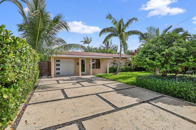 2 of 36 - 301 Ne 48th St, Oakland Park, FL