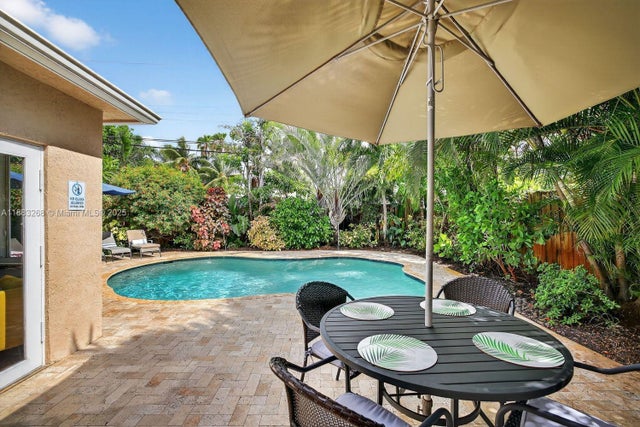4 of 36 - 301 Ne 48th St, Oakland Park, FL
