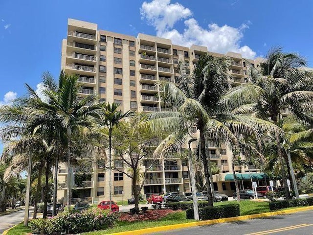 1 of 22 - 1470 Ne 123rd St A408, North Miami, FL