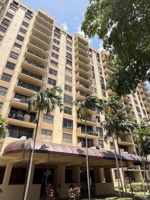 3 of 22 - 1470 Ne 123rd St A408, North Miami, FL