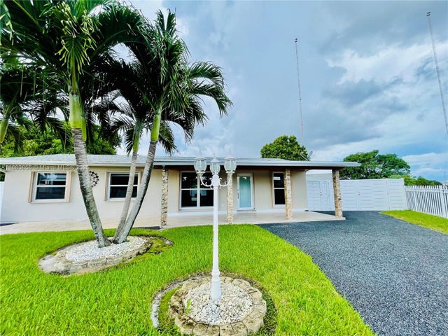 20400 Nw 40th Ct, Miami Gardens