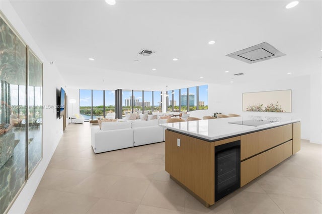 4 of 46 - 1135 103 St Ph4, Bay Harbor Islands, FL