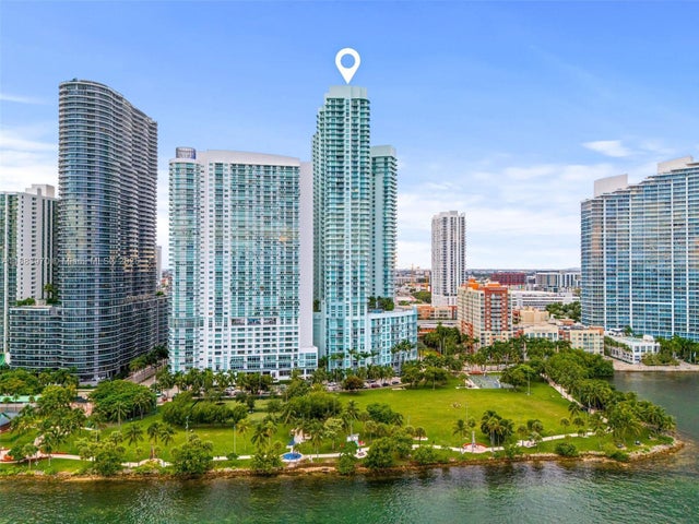 1900 N Bayshore Dr 4018, Miami