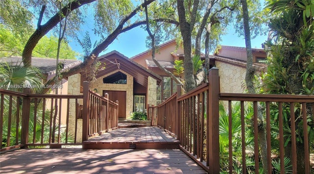 4 of 65 - 8120 Sw 182nd St, Palmetto Bay, FL