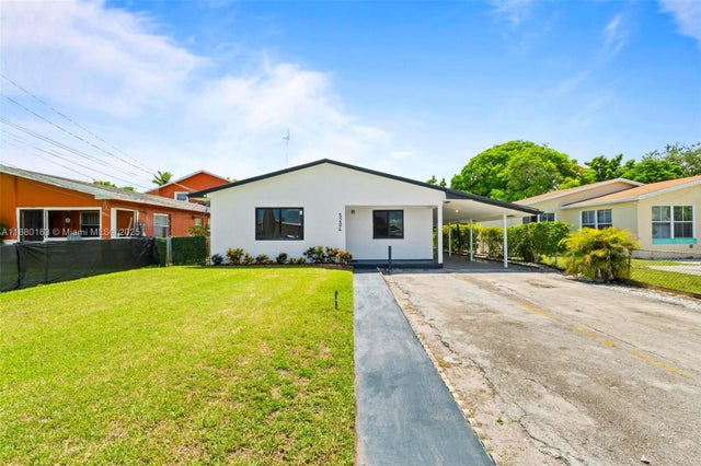 4 of 40 - 5204 Sw 19th St, West Park, FL