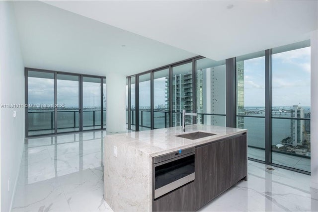 1 of 31 - 480 Ne 31 St 3101, Miami, FL