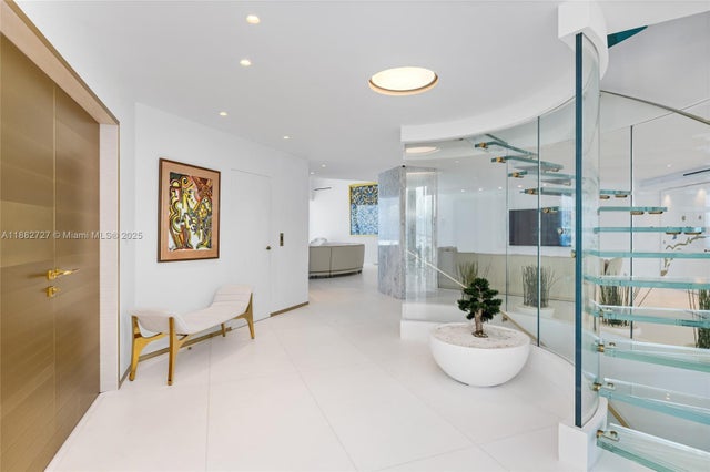 4 of 52 - 300 S Pointe Dr Ph-5, Miami Beach, FL