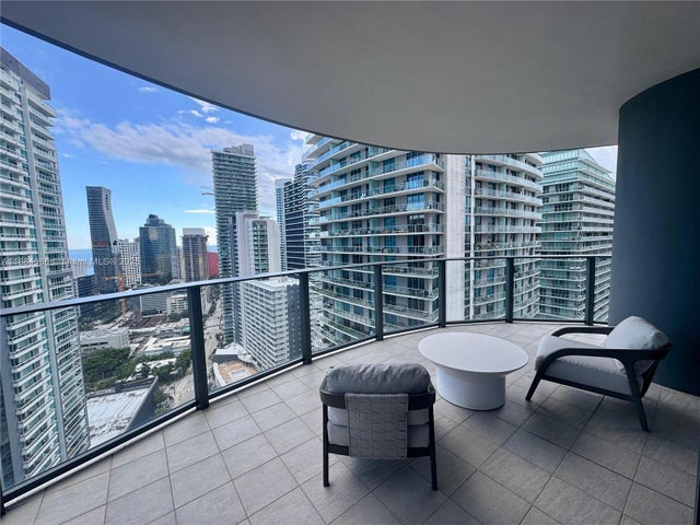 1 of 26 - 1000 Brickell Plz 3302, Miami, FL