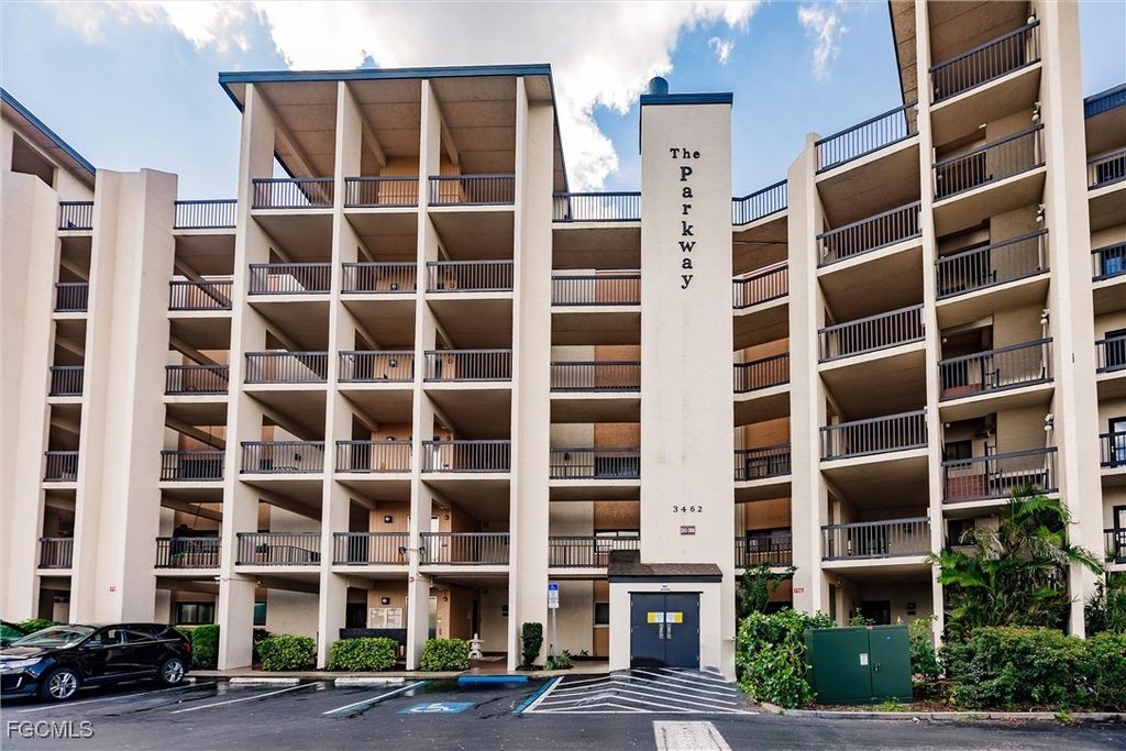 3462 Hancock Bridge Pkwy 224, NORTH FORT MYERS