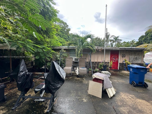 1 of 76 - 1499 Sw 28th Way, Fort Lauderdale, FL
