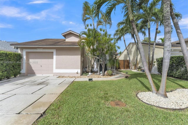 3 of 49 - 930 Sw 108th Ave, Pembroke Pines, FL