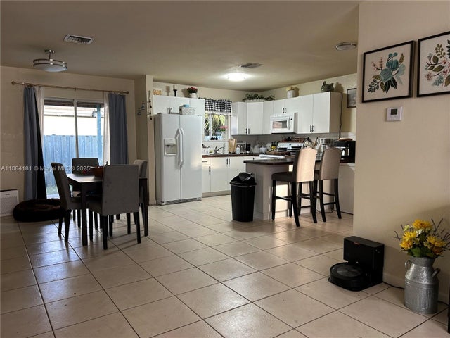 2 of 24 - 3046 Nw 66th St, Miami, FL