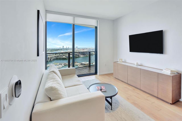 398 Ne 5th St 2410, Miami