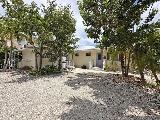 3 of 23 - 319 Woods Ave, Plantation Key, FL
