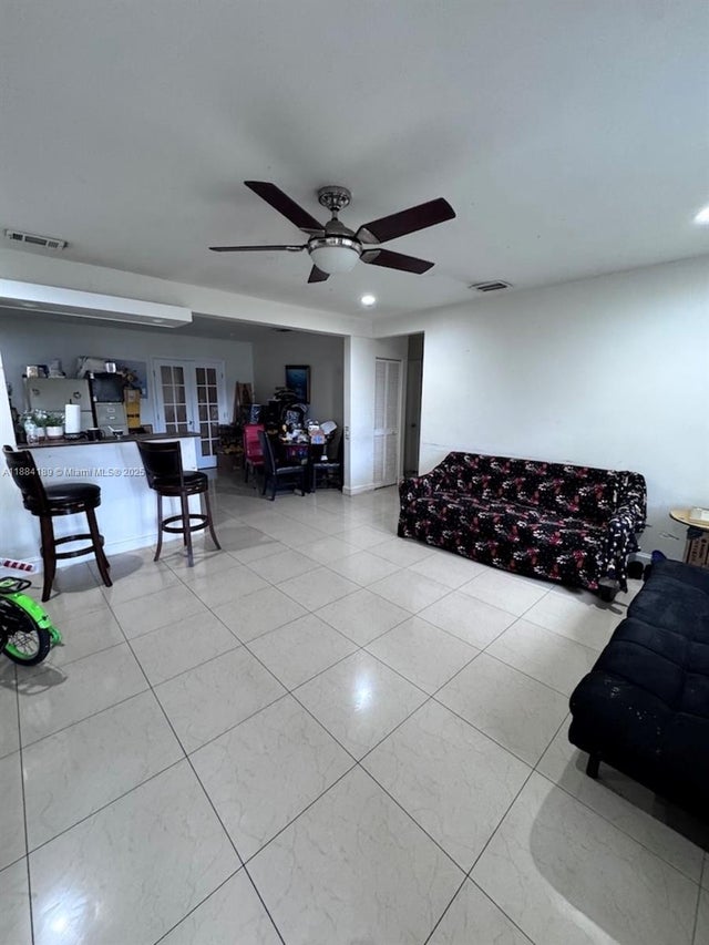 2 of 24 - 955 Sw 75th Ave, Miami, FL