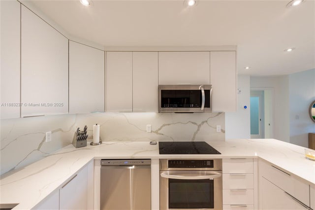 4 of 12 - 251 Crandon Blvd 227, Key Biscayne, FL