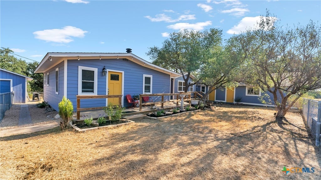 1110 Palm Street, Burnet