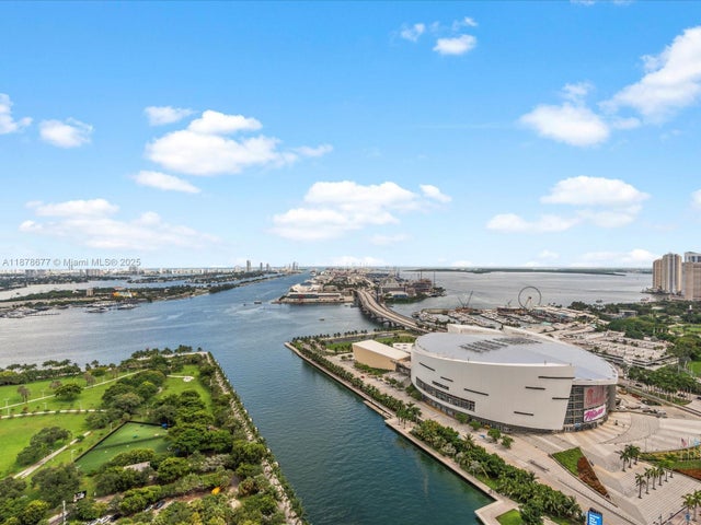 3 of 57 - 900 Biscayne Blvd 3709, Miami, FL