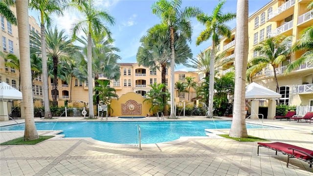 2 of 45 - 3001 Ne 185th St 317, Aventura, FL
