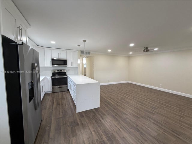 1 of 24 - 641 N Flanders N 641, Delray Beach, FL