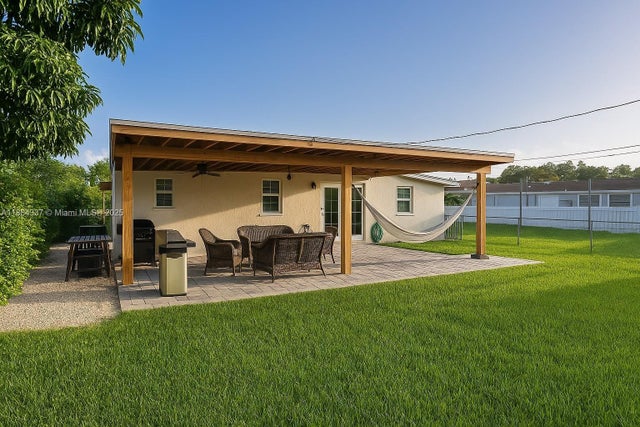 4 of 13 - 10241 Dominican Dr, Cutler Bay, FL