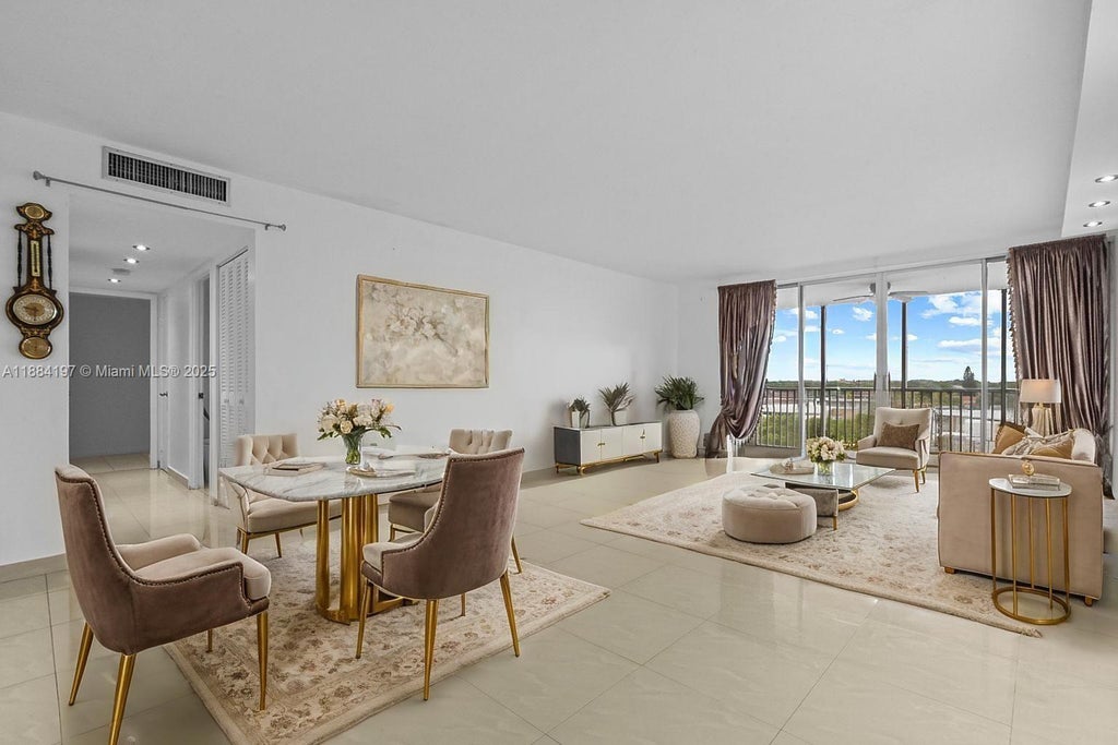 1750 Ne 191st St 700-1, Miami