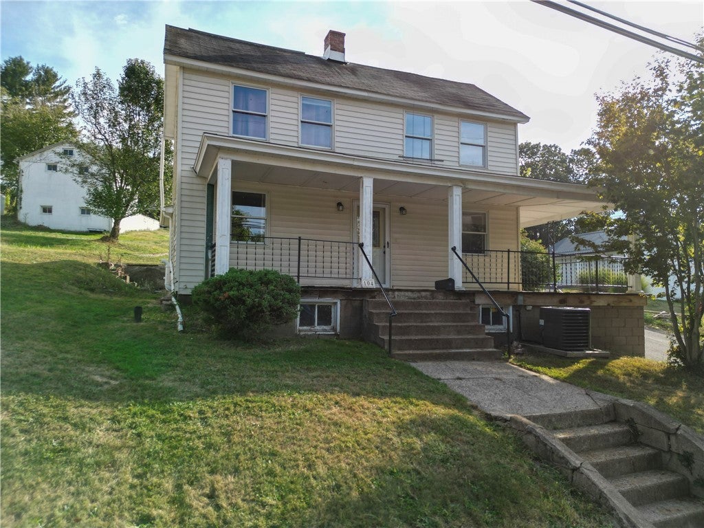 104 Piersol Avenue, Bentleyville