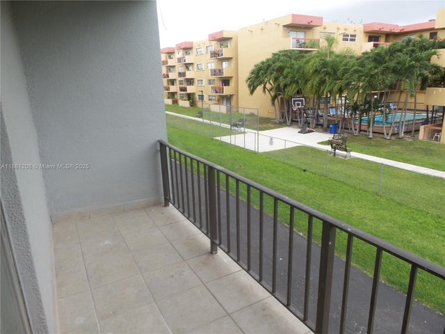 1 of 11 - 399 Nw 72nd Ave 209, Miami, FL