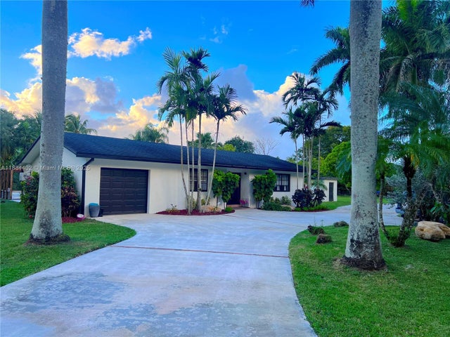 1 of 49 - 22600 Sw 180th Ct, Miami, FL