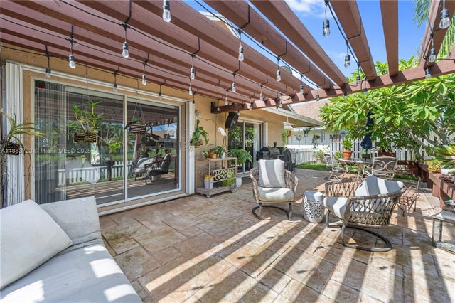 5 of 36 - 9803 Sw 59th St, Cooper City, FL