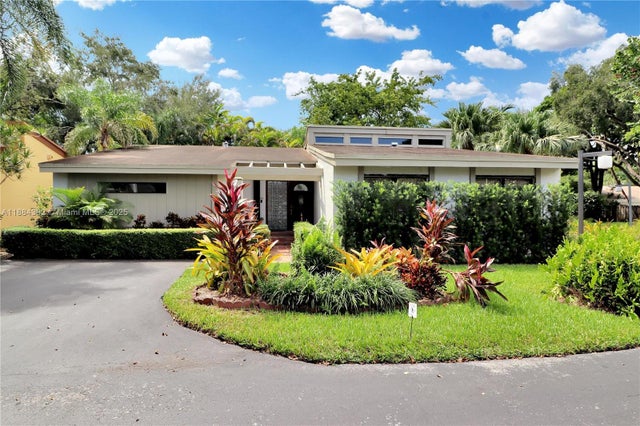 1 of 34 - 9220 Sw 78th Ct, Miami, FL