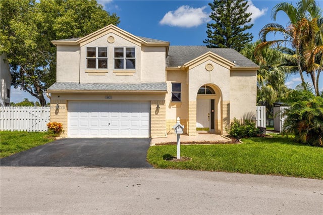 1 of 51 - 10931 Sw 10th Pl, Davie, FL