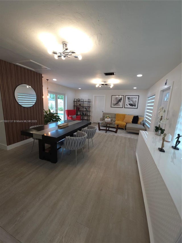 3 of 14 - 5041 Sw 11th St, Plantation, FL