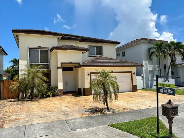 2 of 29 - 4619 Sw 164th Pl, Miami, FL