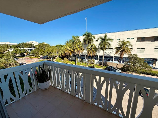 3 of 32 - 4142 N Jefferson Ave 4d, Miami Beach, FL