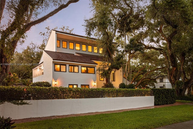 5 of 47 - 6510 Castaneda St, Coral Gables, FL