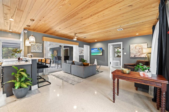 1 of 38 - 2010 Nw 35th St, Oakland Park, FL