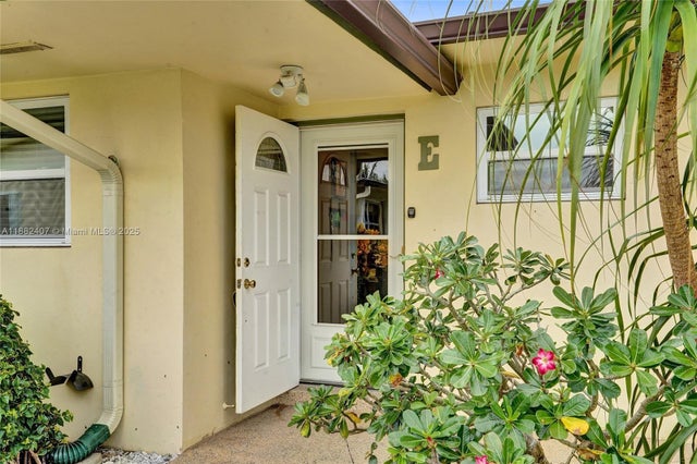 2 of 63 - 2921 W Crosley Dr W E, West Palm Beach, FL
