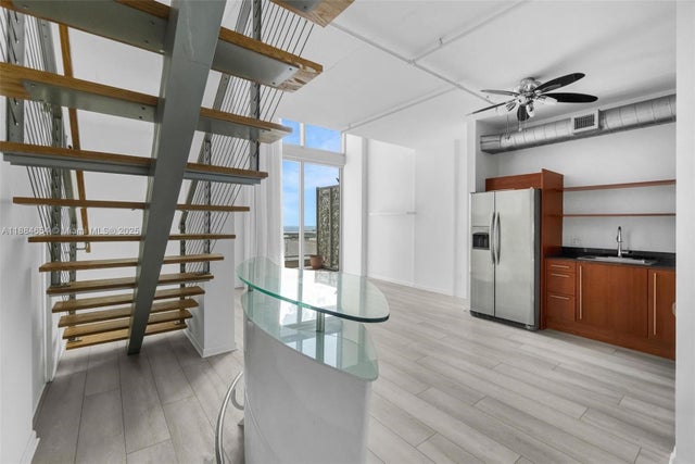 2 of 45 - 690 Sw 1 Ct Phii 19, Miami, FL