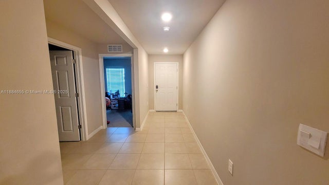 3 of 13 - 7011 Waldo Circle, La Belle, FL