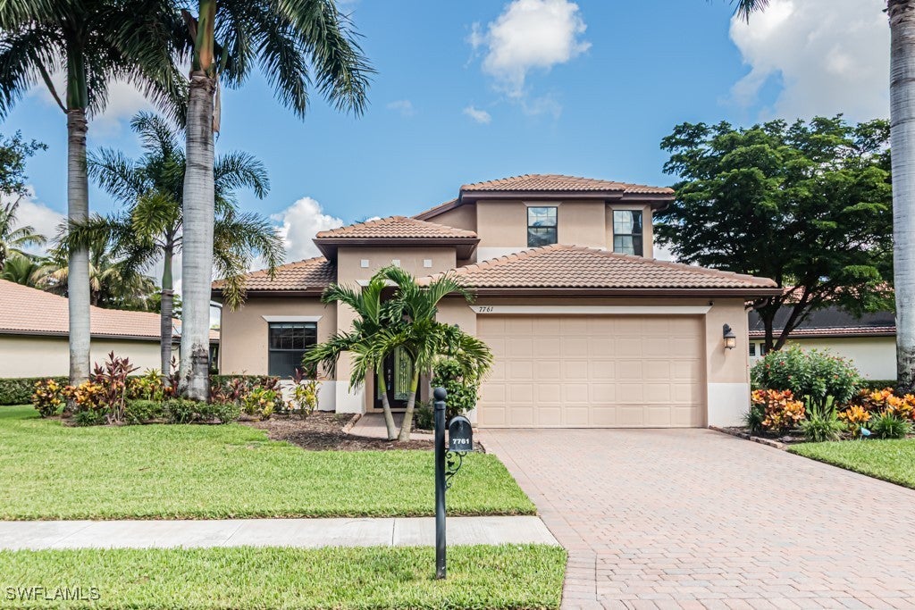 7761 Bucks Run Dr, Naples