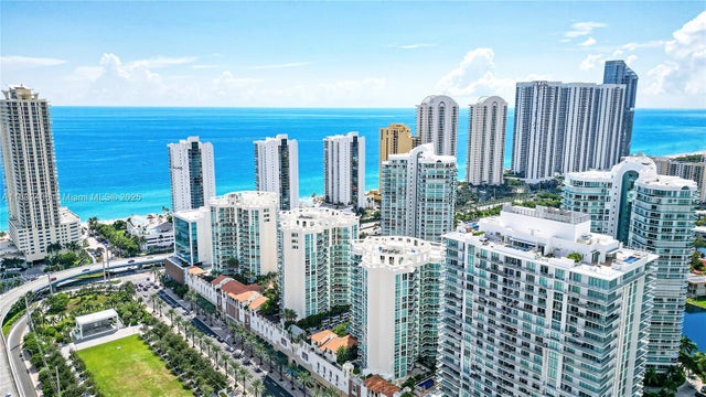 3 of 33 - 250 S Sunny Isles Blvd Th-207, Sunny Isles Beach, FL