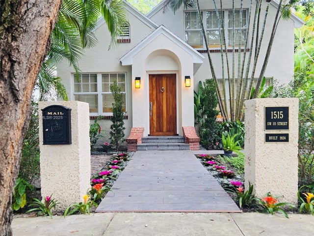1515 Sw 10th St, Miami