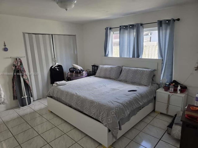 5 of 10 - 130 Sw 115th Ave, Sweetwater, FL