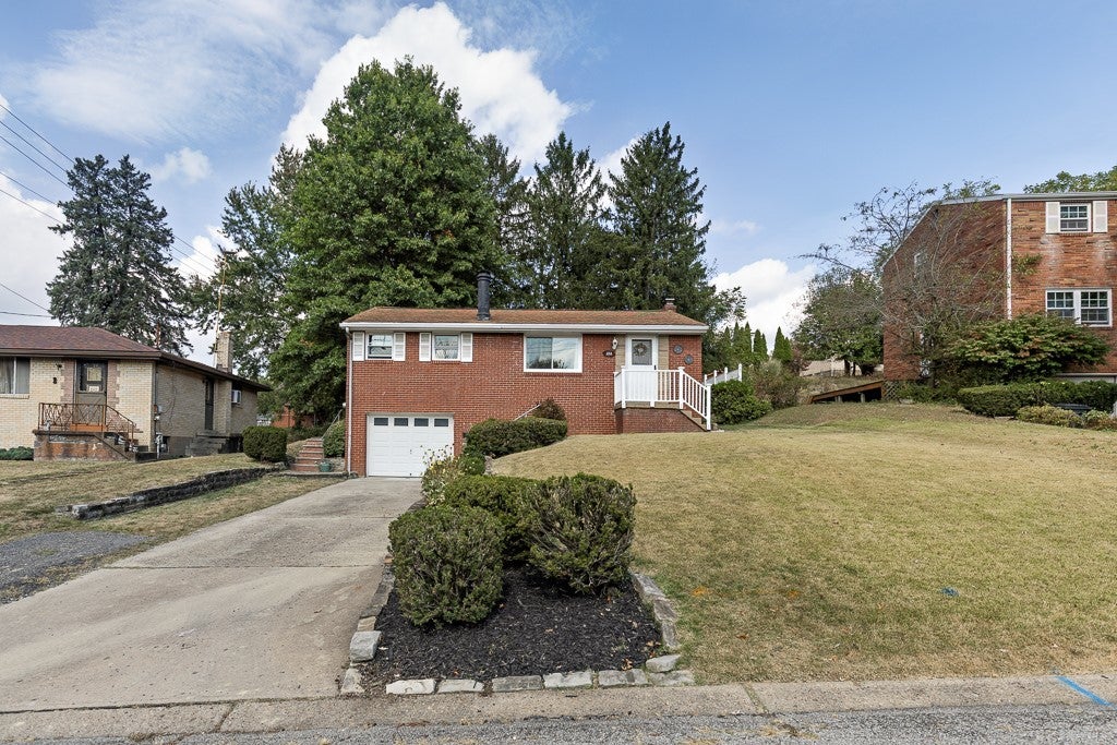 454 Marta Drive, Baldwin Boro