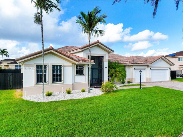 4 of 84 - 12922 Sw 221st St, Miami, FL