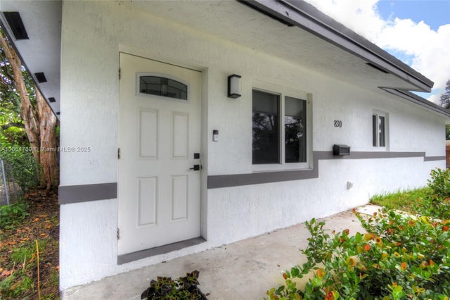 2 of 32 - 830 Nw 19th Ter, Fort Lauderdale, FL