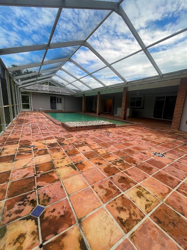 3 of 15 - 7185 Sw 101st St, Pinecrest, FL