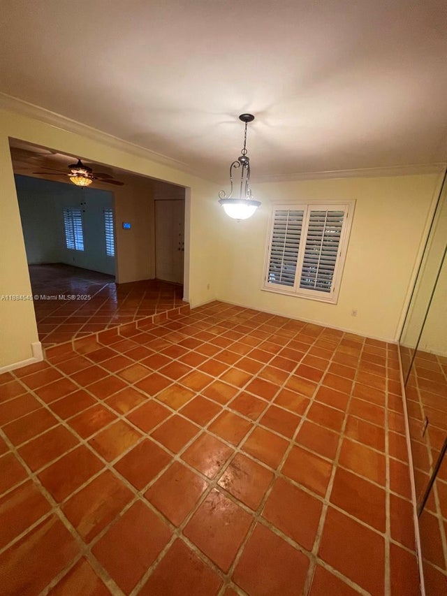5 of 15 - 7185 Sw 101st St, Pinecrest, FL